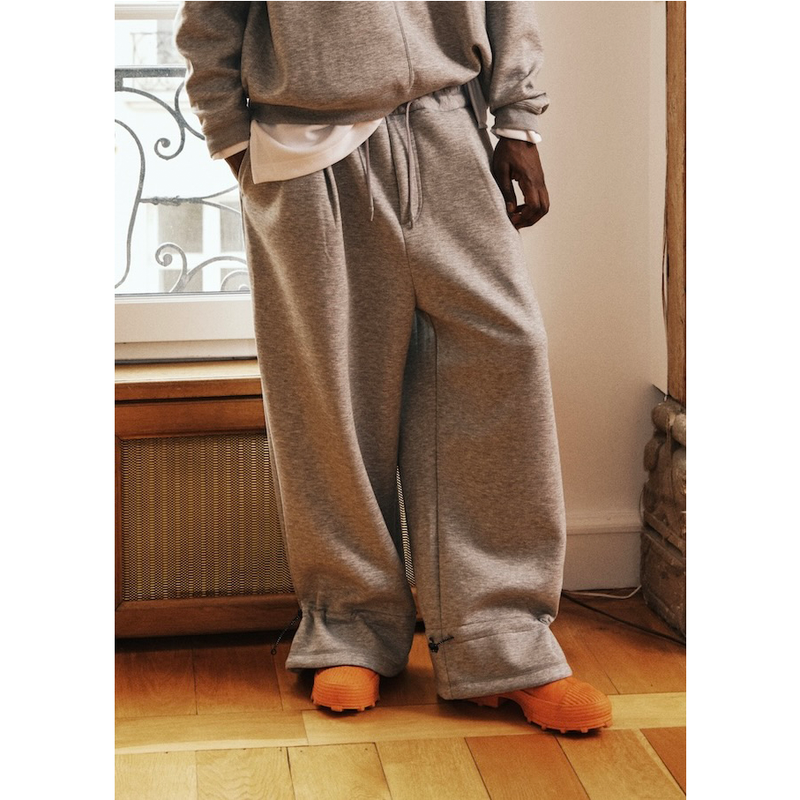 BAGGY SWEAT PANTS